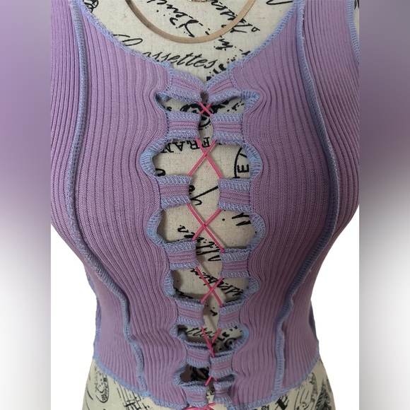 NWT Lavender Peekaboo Top | Adjustable Fit - Picture 3 of 8